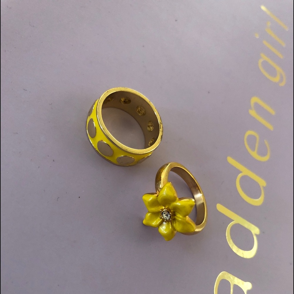 Yellow Ring Set